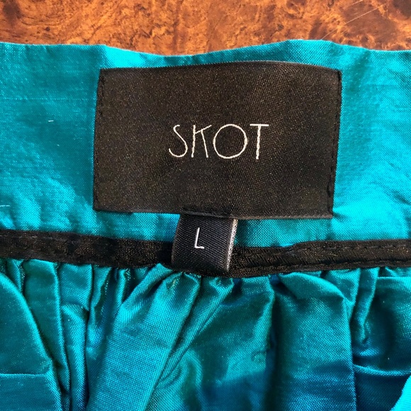 Like-New Silk-Taffeta Teal Party-Skirt by Skot - Picture 8 of 8